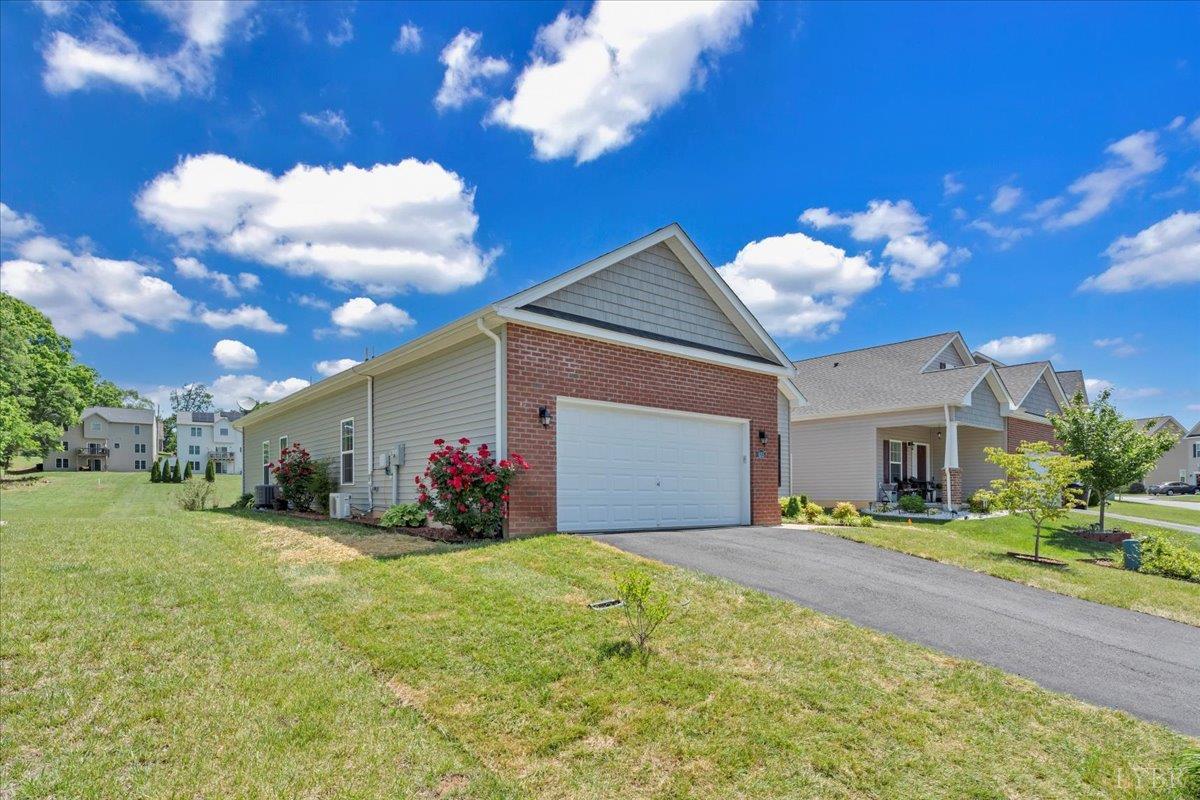 8355 Leighburn Drive, Roanoke, Virginia image 35