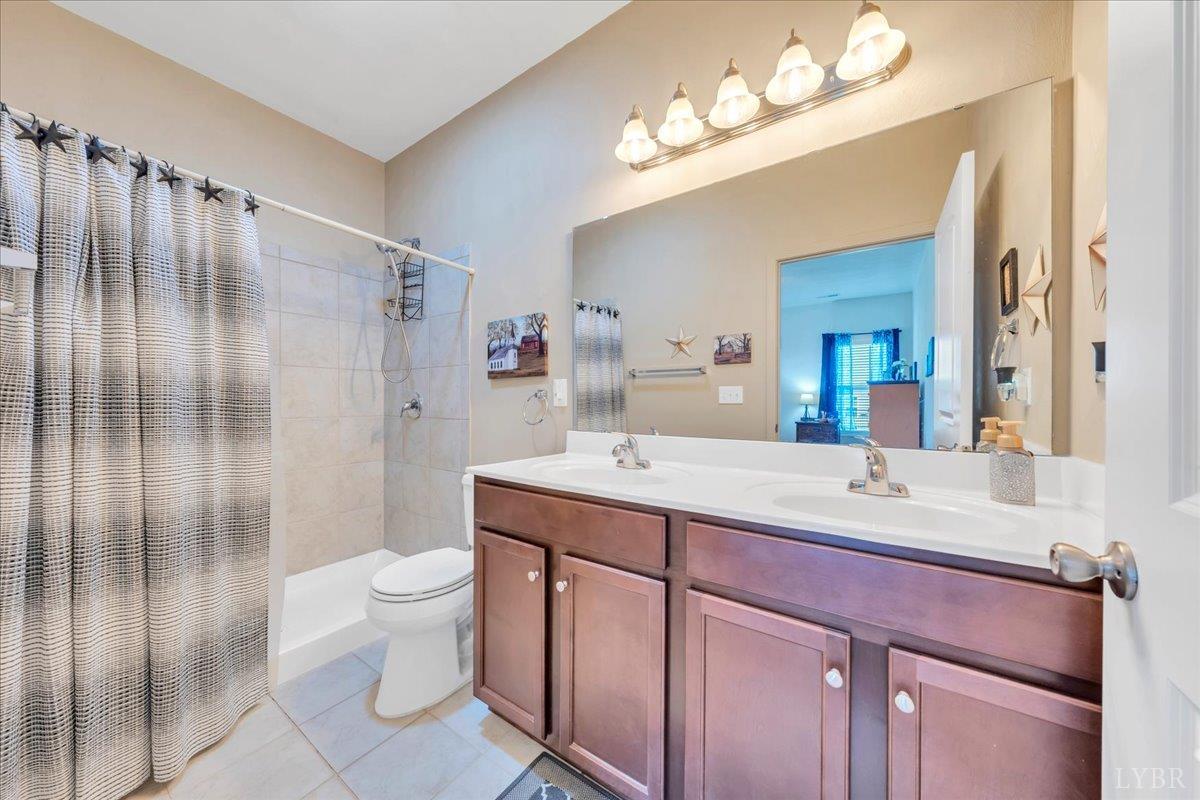 8355 Leighburn Drive, Roanoke, Virginia image 19