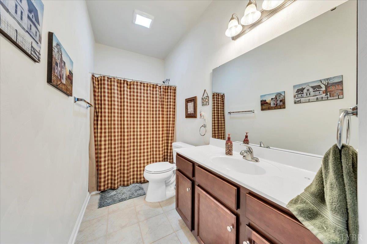 8355 Leighburn Drive, Roanoke, Virginia image 21
