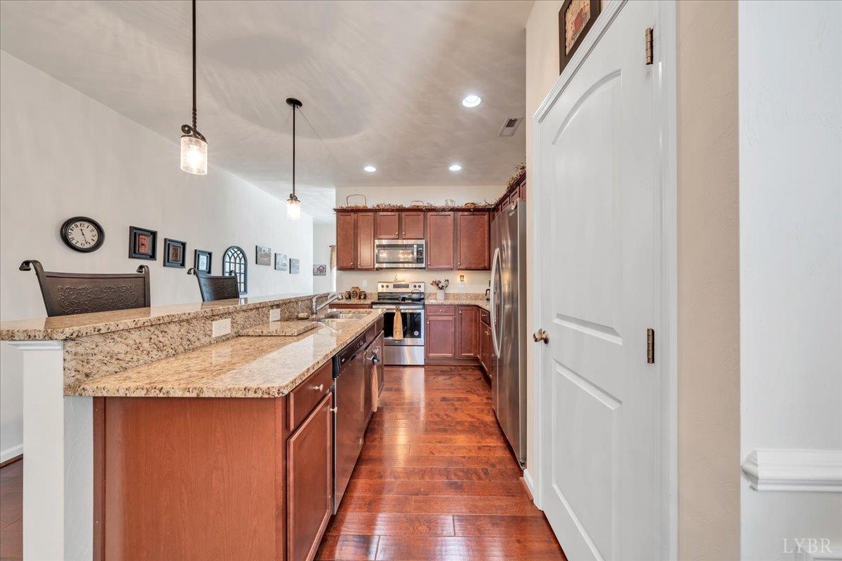 8355 Leighburn Drive, Roanoke, Virginia image 10