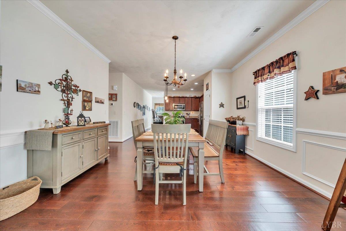 8355 Leighburn Drive, Roanoke, Virginia image 6