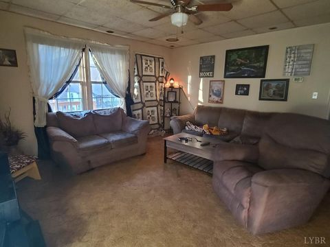 Tiny photo for 3300 Powhatan Street, Lynchburg, VA 24501 (MLS # 363299)