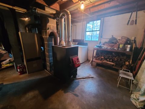 Tiny photo for 3300 Powhatan Street, Lynchburg, VA 24501 (MLS # 363299)