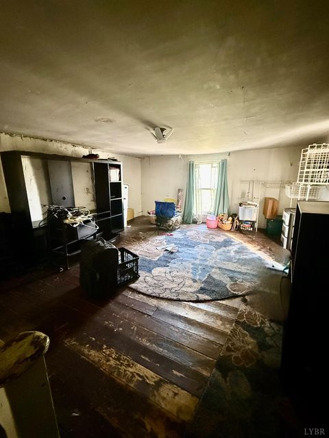 Tiny photo for 711 Franklin Street, Lynchburg, VA 24504 (MLS # 365476)
