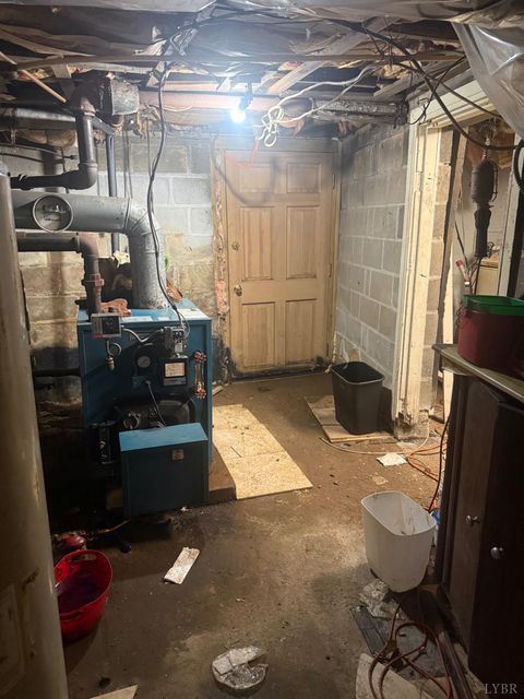Tiny photo for 711 Franklin Street, Lynchburg, VA 24504 (MLS # 365476)