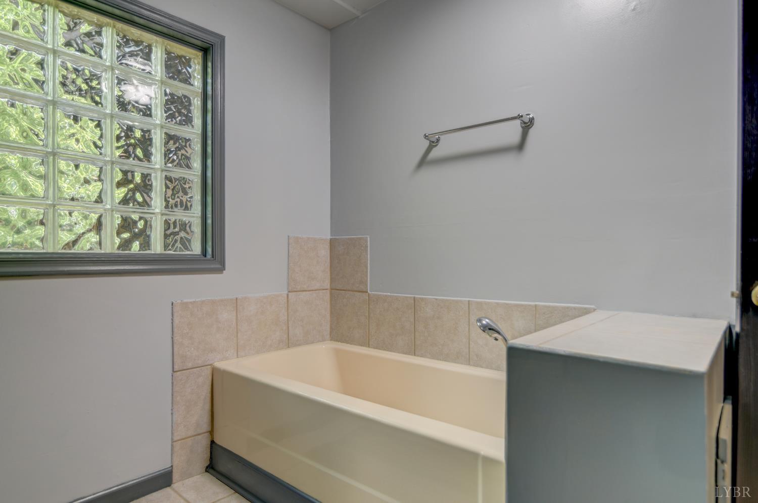 2112 E Lynchburg Salem Turnpike, Bedford, Virginia image 31