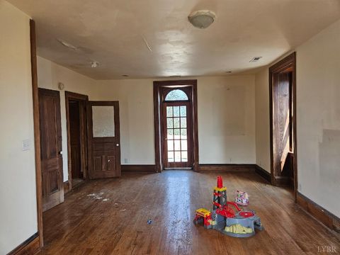 Tiny photo for 1020 Harrison Street, Lynchburg, VA 24504 (MLS # 365299)