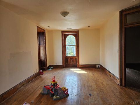 Tiny photo for 1020 Harrison Street, Lynchburg, VA 24504 (MLS # 365299)