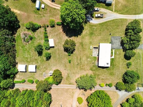 Tiny photo for 3191 Wards Road, Altavista, VA 24517 (MLS # 366127)