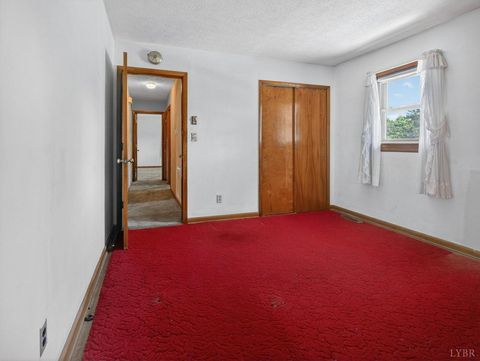 Tiny photo for 3191 Wards Road, Altavista, VA 24517 (MLS # 366127)