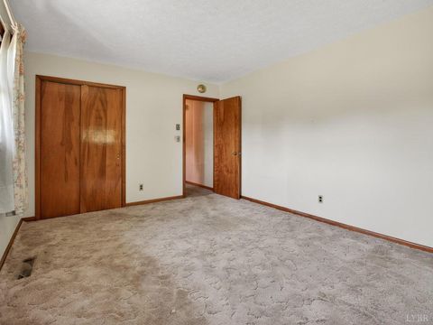 Tiny photo for 3191 Wards Road, Altavista, VA 24517 (MLS # 366127)