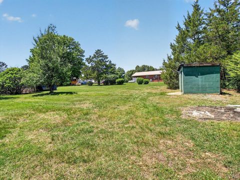 Tiny photo for 3191 Wards Road, Altavista, VA 24517 (MLS # 366127)