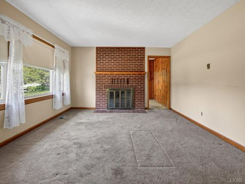 Tiny photo for 3191 Wards Road, Altavista, VA 24517 (MLS # 366127)