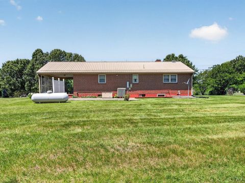 Tiny photo for 3191 Wards Road, Altavista, VA 24517 (MLS # 366127)