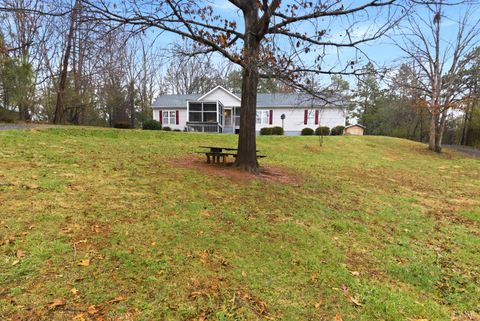 Tiny photo for 10406 Richmond Highway, Lynchburg, VA 24504 (MLS # 364904)