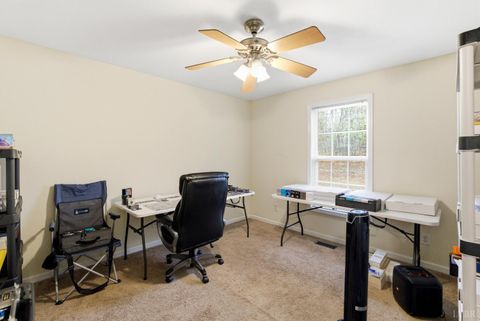 Tiny photo for 10406 Richmond Highway, Lynchburg, VA 24504 (MLS # 364904)
