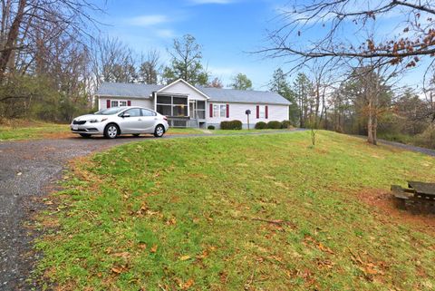 Tiny photo for 10406 Richmond Highway, Lynchburg, VA 24504 (MLS # 364904)