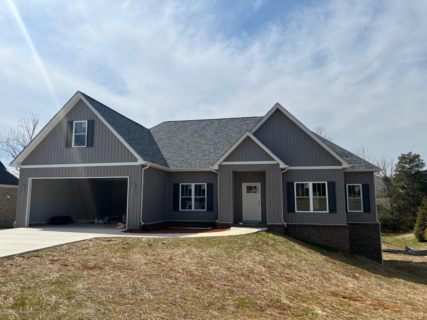 6 Wills Way, Forest, Virginia image 1