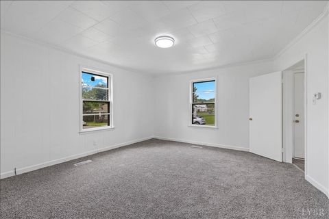 Tiny photo for 65 Glen Oak Drive, Danville, VA 24541 (MLS # 363881)