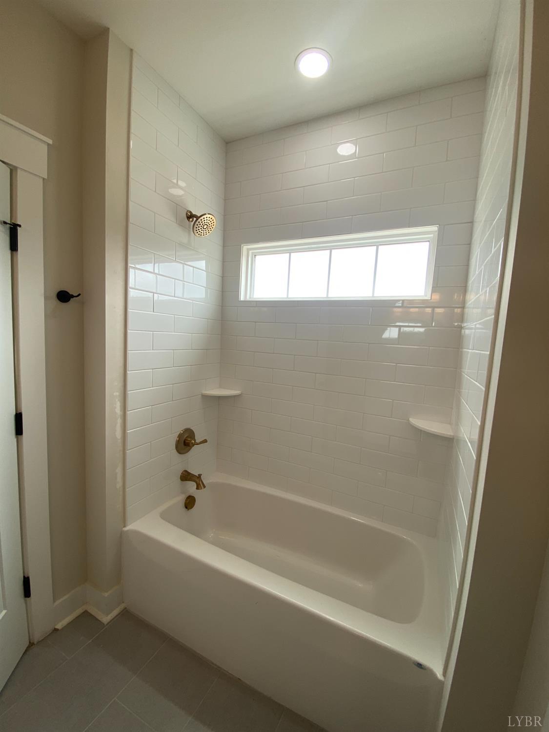 Forest, Virginia 24551, United States, 5 Bedrooms Bedrooms, ,5 BathroomsBathrooms,Residential,Active,93094