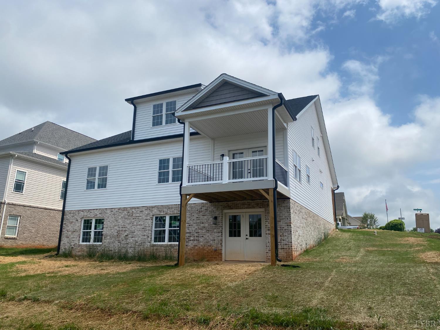 Forest, Virginia 24551, United States, 5 Bedrooms Bedrooms, ,5 BathroomsBathrooms,Residential,Active,93094