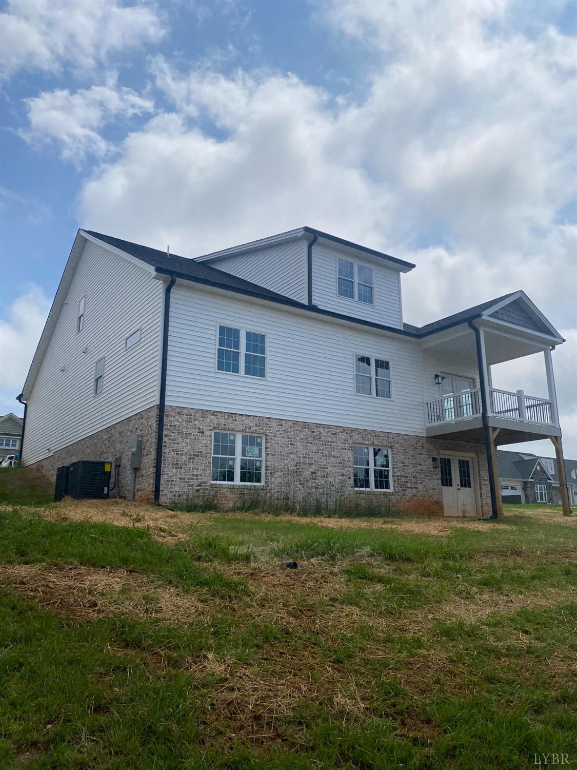 Forest, Virginia 24551, United States, 5 Bedrooms Bedrooms, ,5 BathroomsBathrooms,Residential,Active,93094