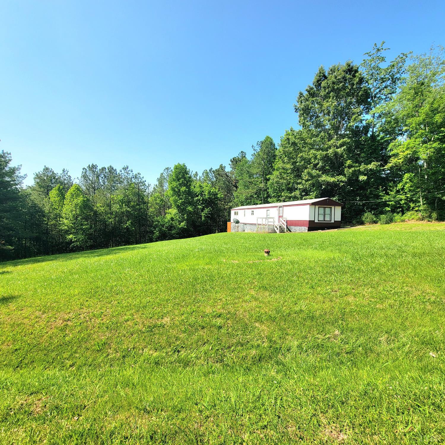 245 Hickory Drive, Lynchburg, Virginia image 5