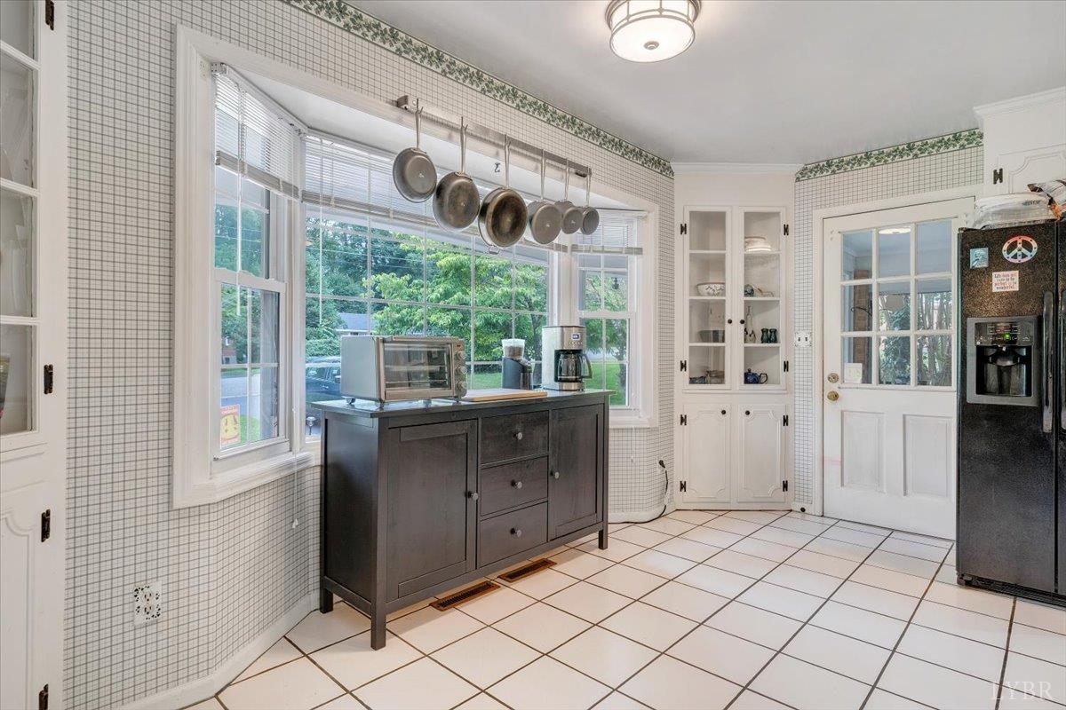 Lynchburg, Virginia 24502, United States, 4 Bedrooms Bedrooms, ,3 BathroomsBathrooms,Residential,Active,154480