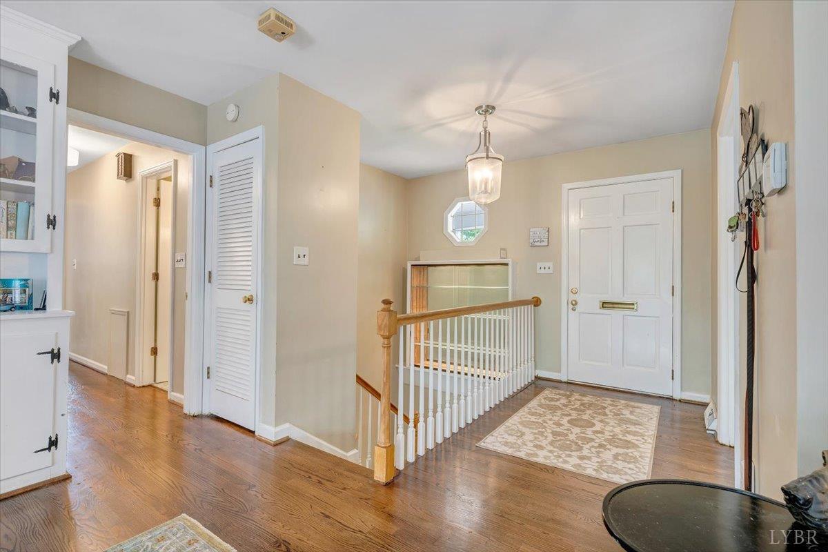 Lynchburg, Virginia 24502, United States, 4 Bedrooms Bedrooms, ,3 BathroomsBathrooms,Residential,Active,154480