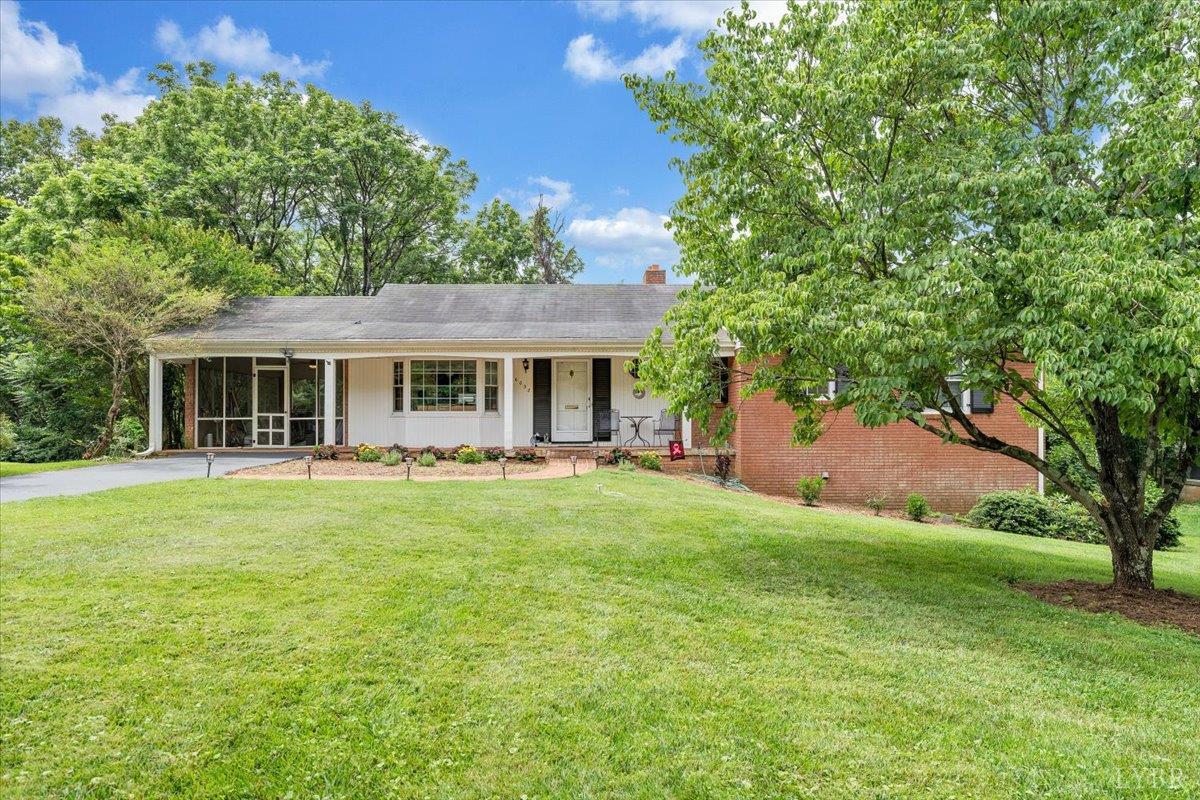 Lynchburg, Virginia 24502, United States, 4 Bedrooms Bedrooms, ,3 BathroomsBathrooms,Residential,Active,154480