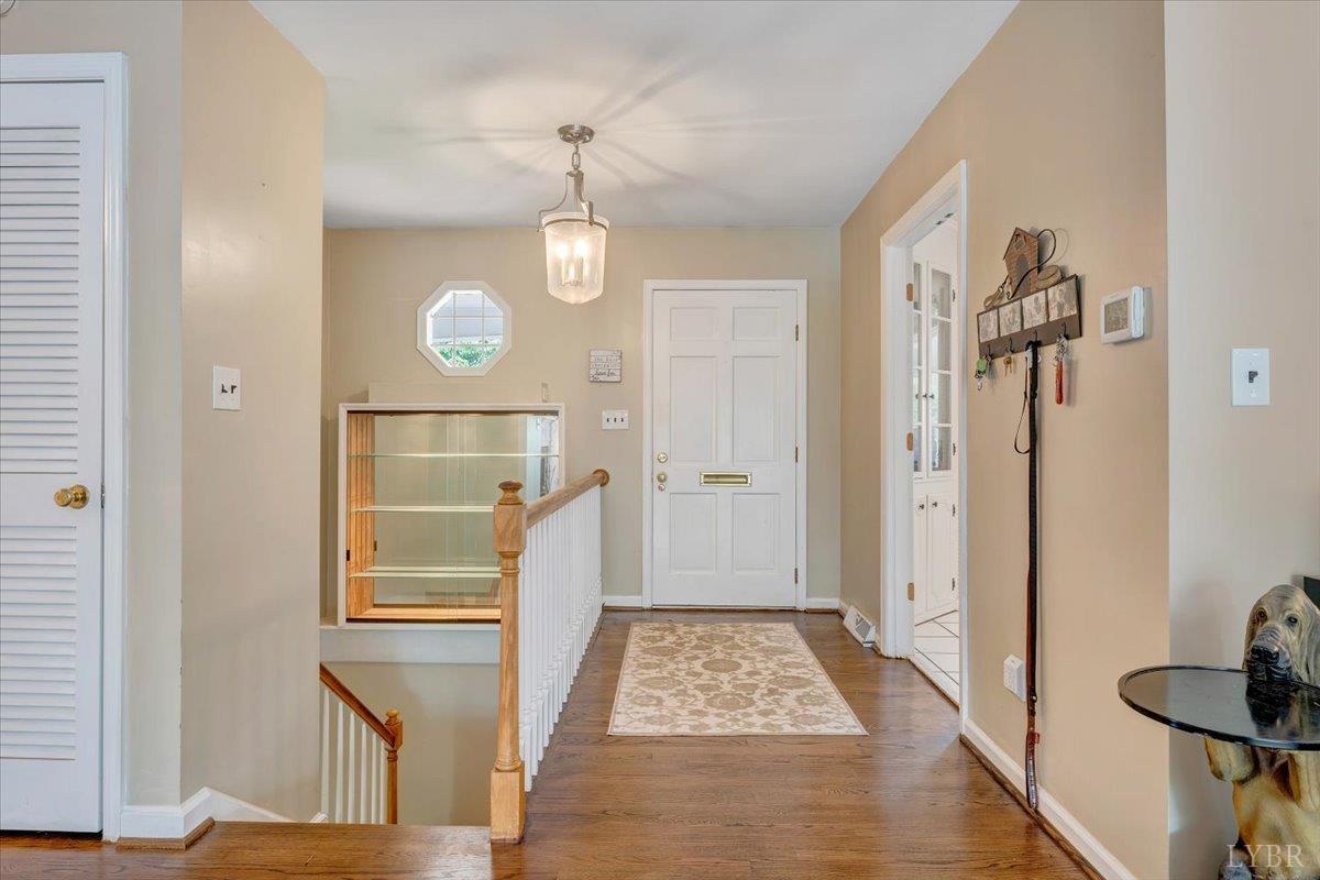 Lynchburg, Virginia 24502, United States, 4 Bedrooms Bedrooms, ,3 BathroomsBathrooms,Residential,Active,154480