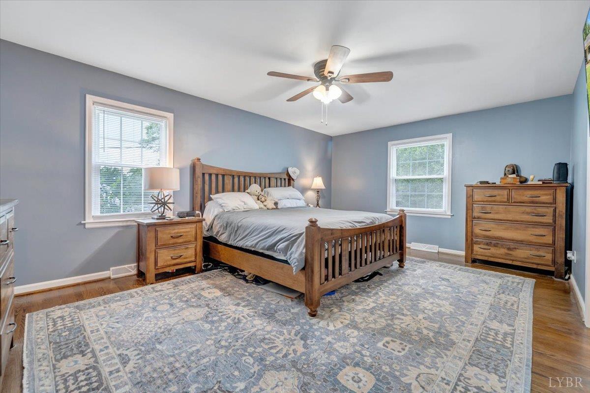 Lynchburg, Virginia 24502, United States, 4 Bedrooms Bedrooms, ,3 BathroomsBathrooms,Residential,Active,154480