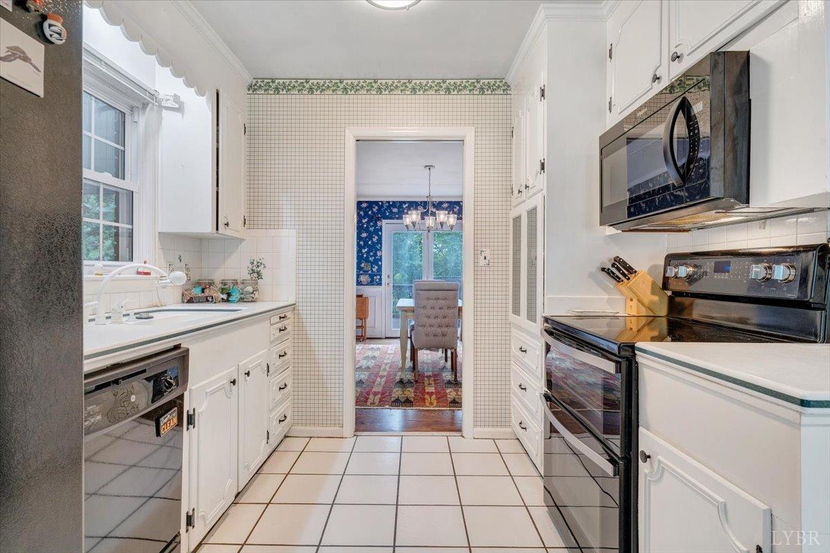 Lynchburg, Virginia 24502, United States, 4 Bedrooms Bedrooms, ,3 BathroomsBathrooms,Residential,Active,154480