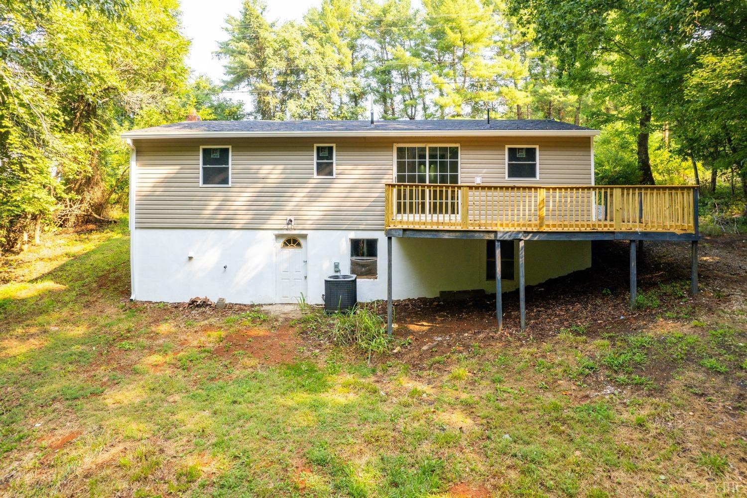 577 Thomas Rd Rd, Madison Heights, Virginia image 30