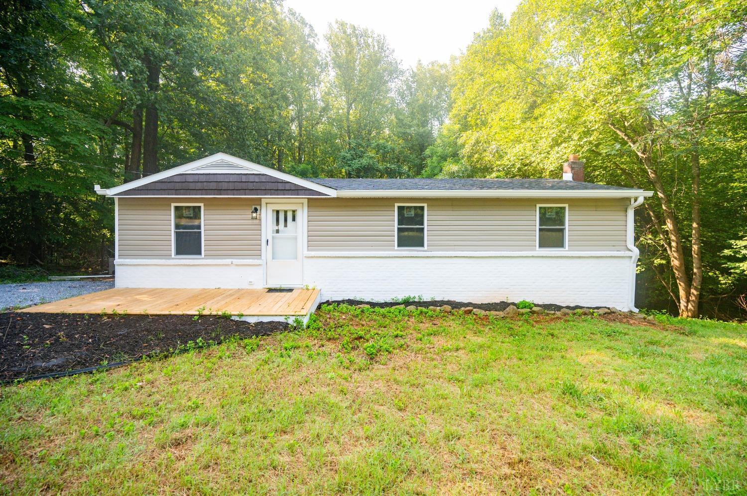 577 Thomas Rd Rd, Madison Heights, Virginia image 1