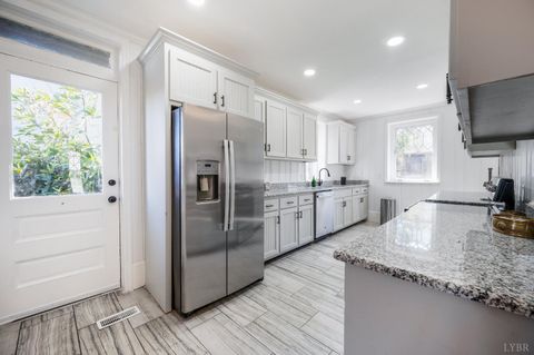 Tiny photo for 1021 Harrison Street, Lynchburg, VA 24504 (MLS # 364929)