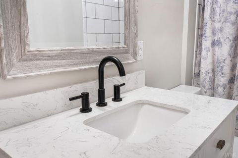 Tiny photo for 1021 Harrison Street, Lynchburg, VA 24504 (MLS # 364929)