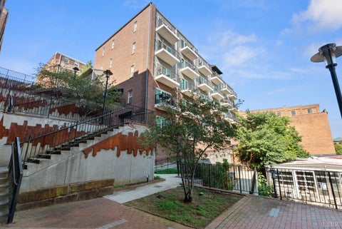 Condo For Sale - 51 11th Street #2<br/> Lynchburg, VA 24504