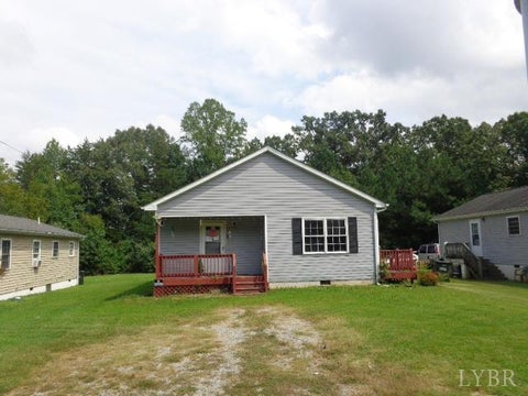 Photo of 1100 Andrews Drive, Farmville, VA 23901 (MLS # 369034)