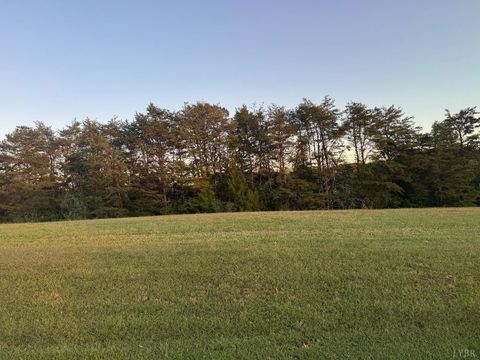 Tiny photo for 24 Nyle Ridge Road, Wirtz, VA 24184 (MLS # 362417)