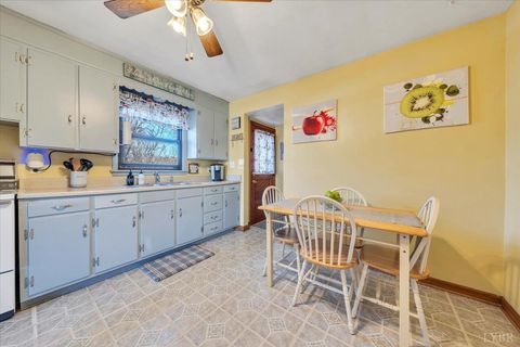 Tiny photo for 4902 NW Rowe Ridge Drive, Roanoke, VA 24017 (MLS # 363910)