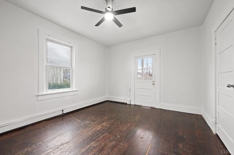 Tiny photo for 307 Saint Augustine Street, Lynchburg, VA 24501 (MLS # 363562)