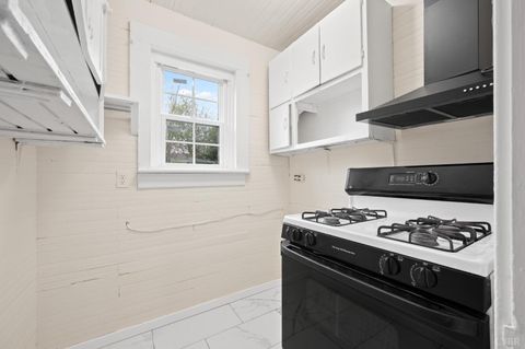 Tiny photo for 307 Saint Augustine Street, Lynchburg, VA 24501 (MLS # 363562)