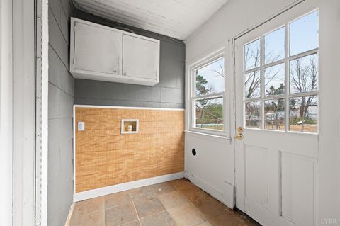 Tiny photo for 307 Saint Augustine Street, Lynchburg, VA 24501 (MLS # 363562)