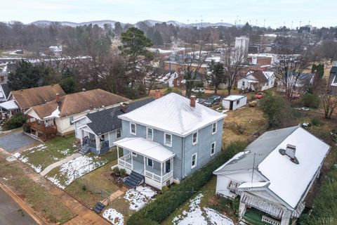 Tiny photo for 307 Saint Augustine Street, Lynchburg, VA 24501 (MLS # 363562)