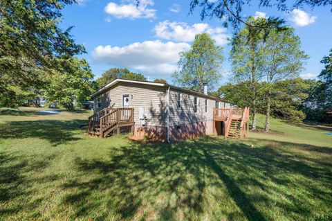 Tiny photo for 630 Eldon Road, Appomattox, VA 24522 (MLS # 362361)