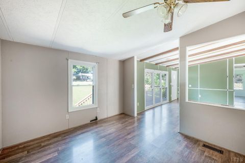 Tiny photo for 630 Eldon Road, Appomattox, VA 24522 (MLS # 362361)