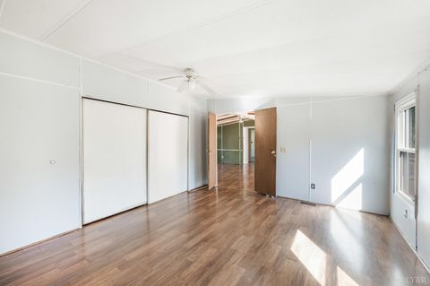 Tiny photo for 630 Eldon Road, Appomattox, VA 24522 (MLS # 362361)