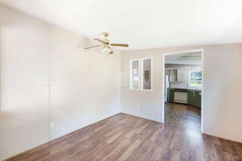 Tiny photo for 630 Eldon Road, Appomattox, VA 24522 (MLS # 362361)