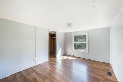 Tiny photo for 630 Eldon Road, Appomattox, VA 24522 (MLS # 362361)
